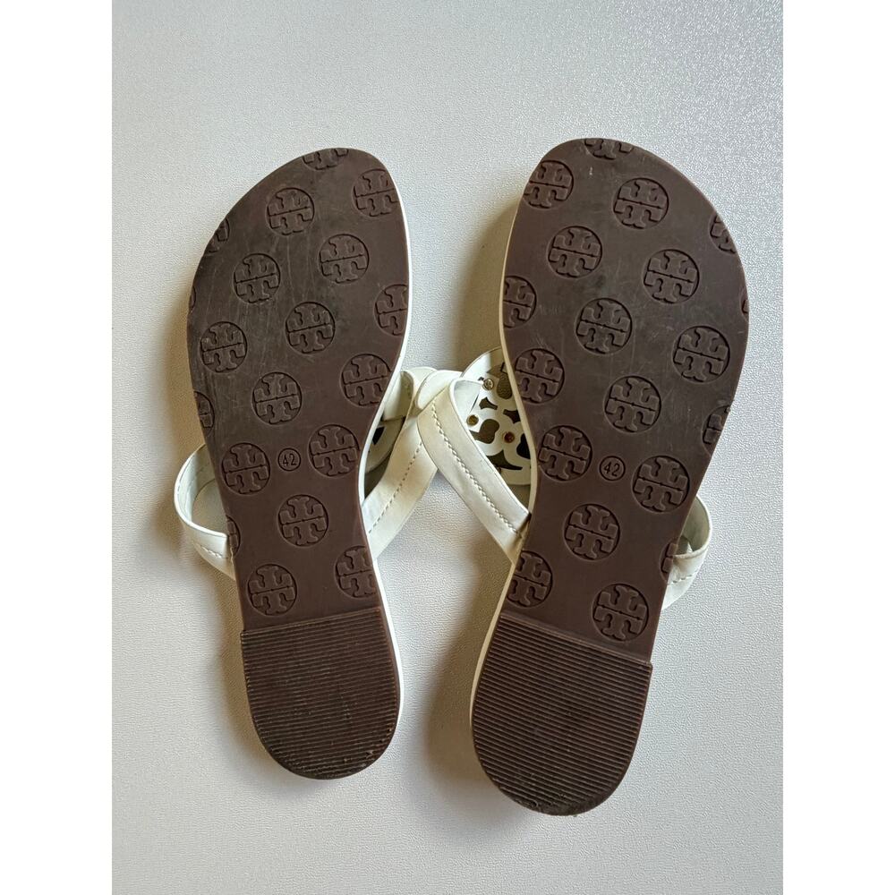 Tory Burch Women's Light Cream / Gold Metal Miller Sandals Size 42/12 - Picture 9 of 11